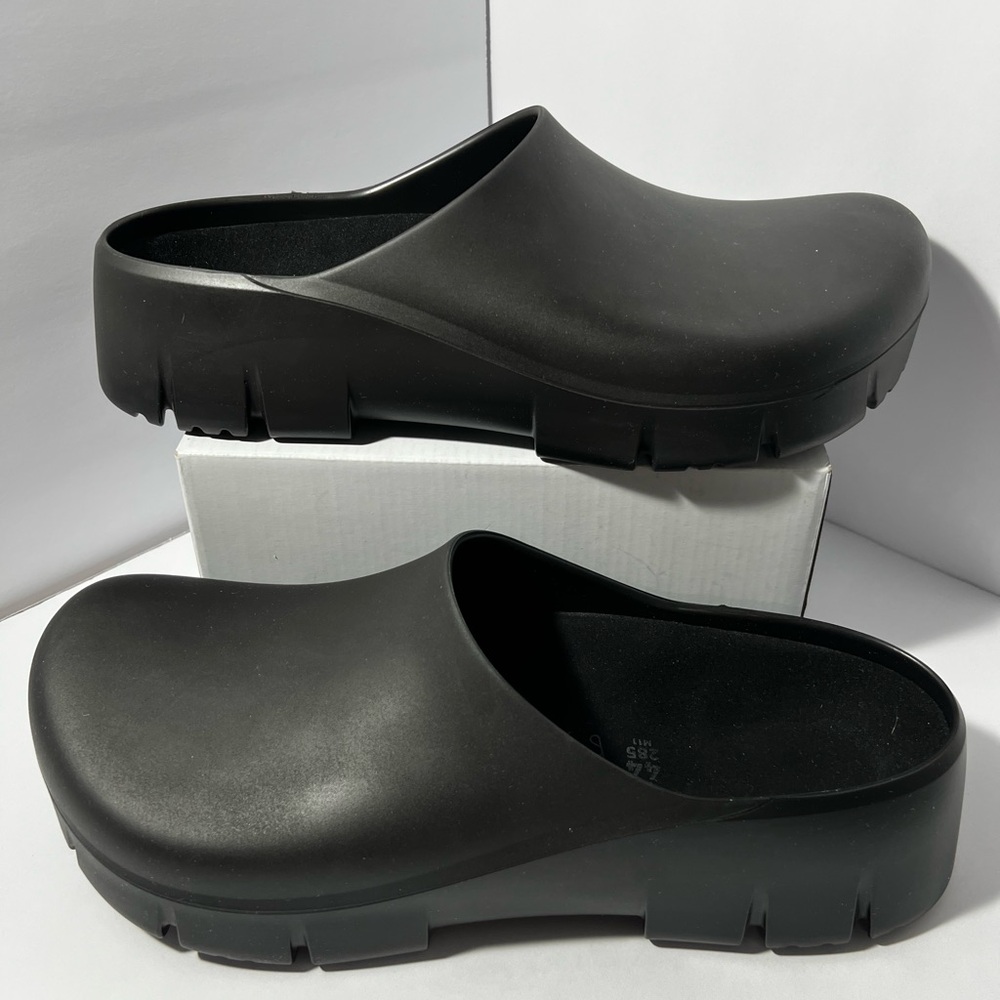 Birkenstock Men's Black Slip-On Clog Loafers